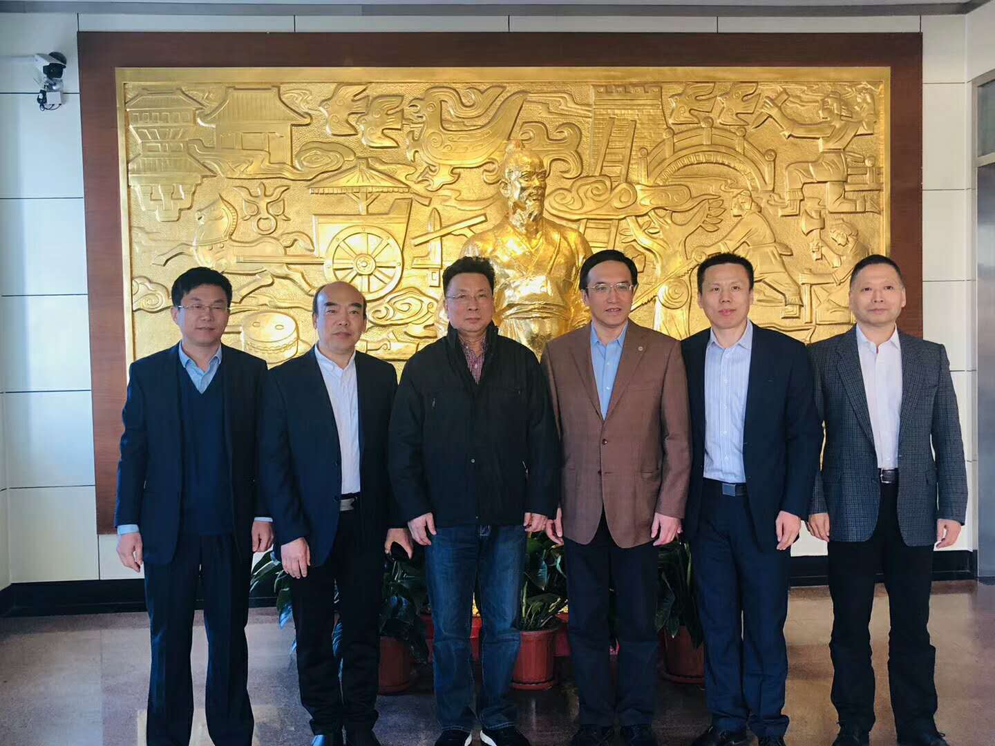中物集团国际工程有限公司董事长李建军先生携代表团访问泰国洽谈合作